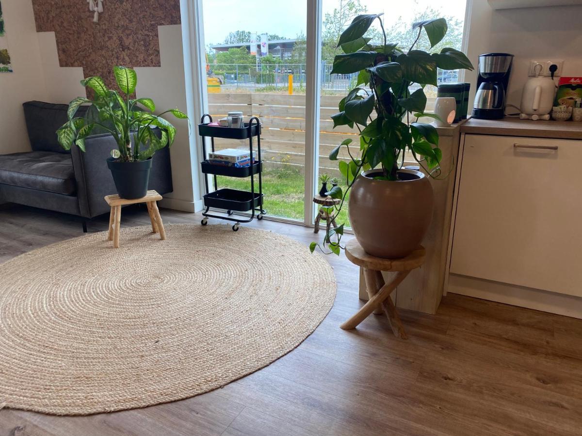 Warm welkom! Zeer ruime privé studio met tuin Harlingen Extérieur photo